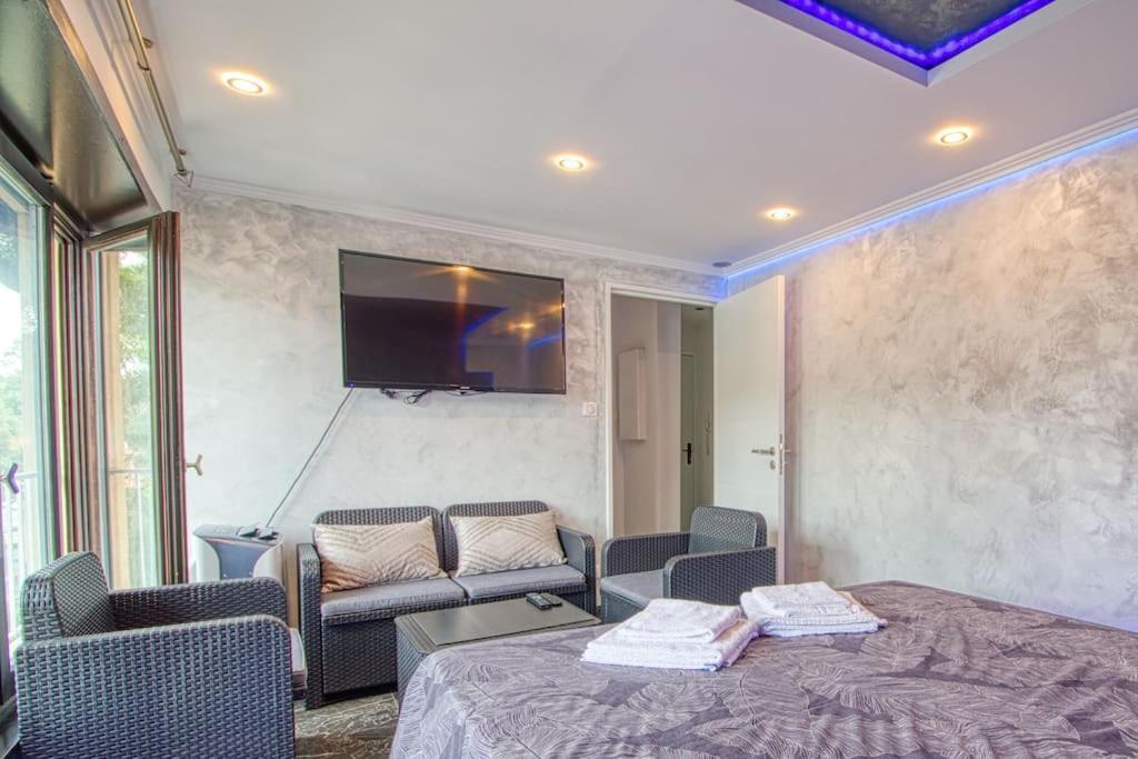 Appart Hotel Avec Sauna, Jacuzzi, Strasbourg Ngoại thất bức ảnh